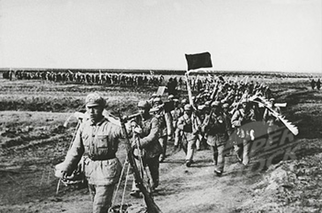 Chinese Communists enter war
