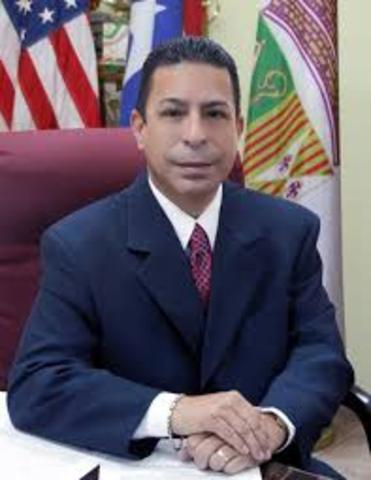 Alcalde y tiempo que lleva