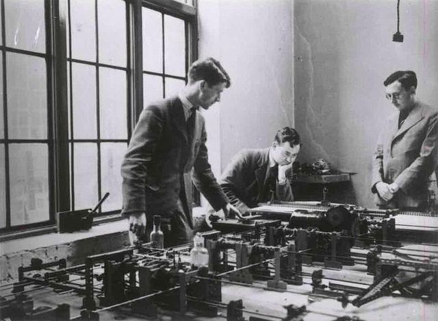 Partly Electronic Difference Engine is Developed