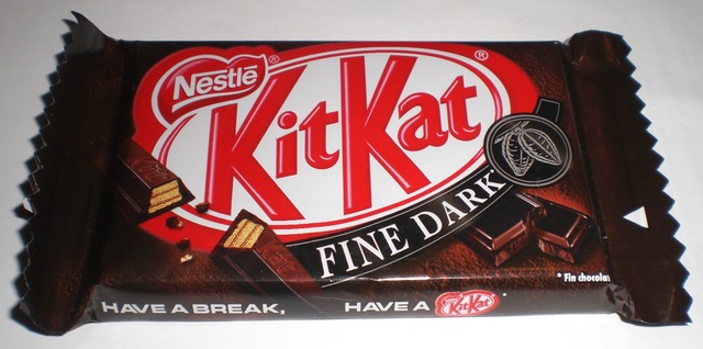 Four finger dark Kit Kat