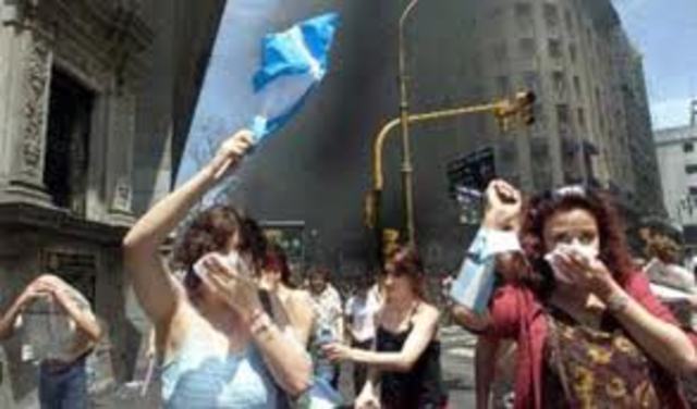 Crisis política, económica y social