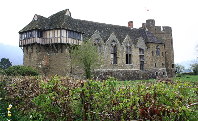 Stokesay Castle