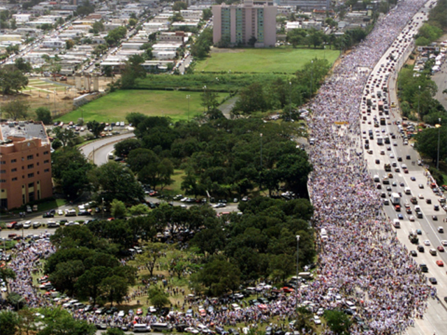 Marcha por el Fin de la colonia