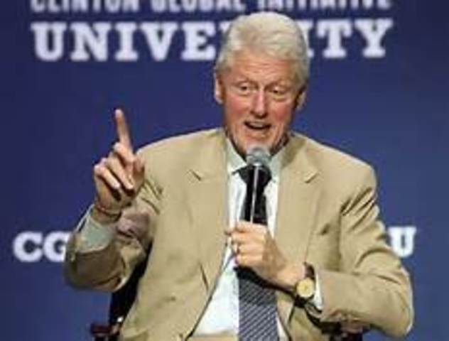 Clinton decides to run for president