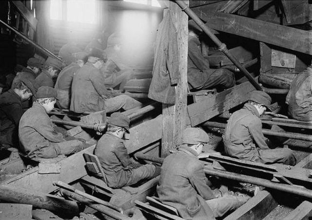 Børnearbejde forbydes under 10 år