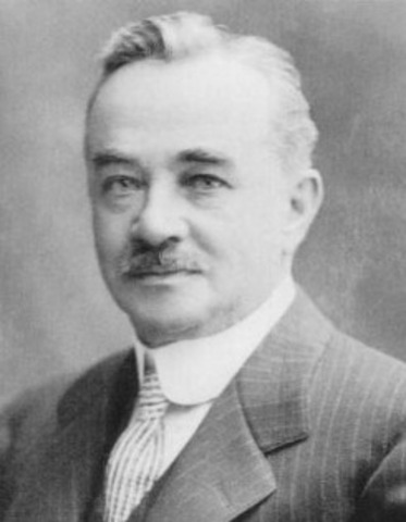 Milton Founds the Hershey Chocolate company and begins producing baking chocolate cocoa and sweet chocolate coatings for caramels