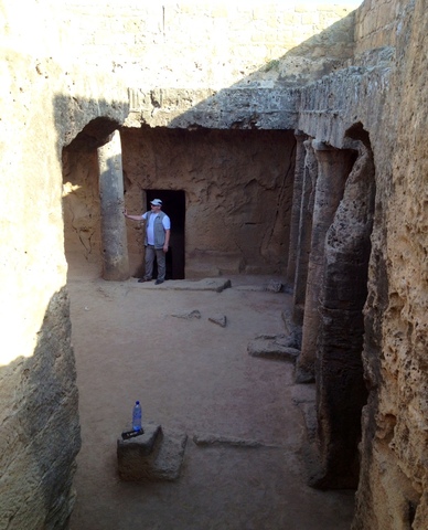 Кипр Царские гробницы