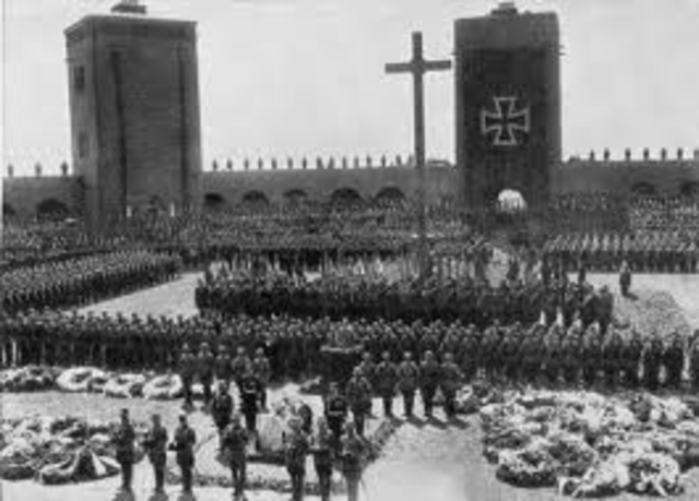 von hindenburg died and hitler become "der Führer "