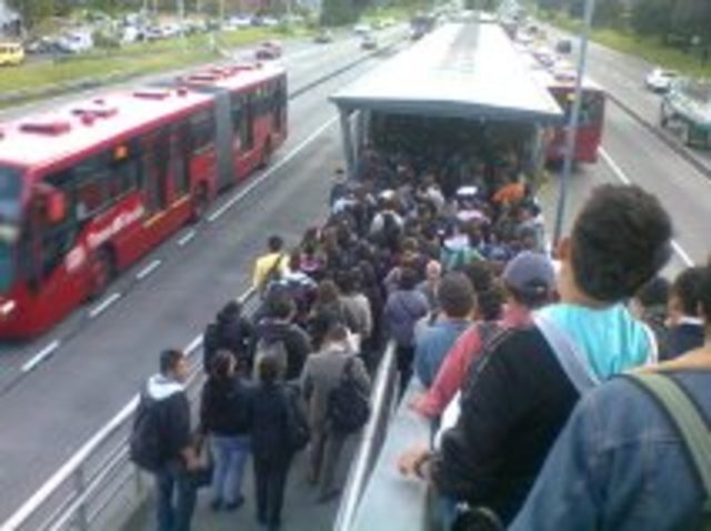 transmilenio job as a cashier