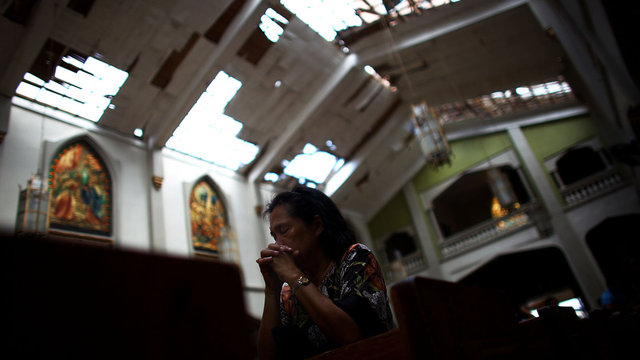 Catholics In Philippines Turn To Church To Cope With Typhoon