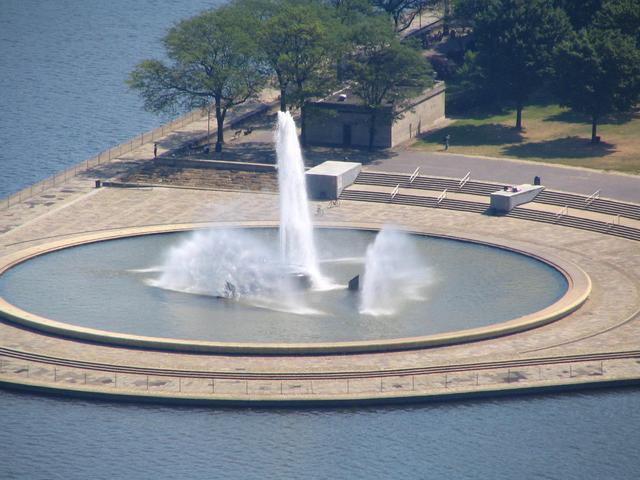Fountain Re-Opens at Point State Park
