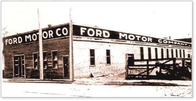 Henry first car company is founded Ford opened his first car company in 1901,but he quickly resigned when there was a dispute among the bankers .In 1902 it became the cadillac motor Car Co.