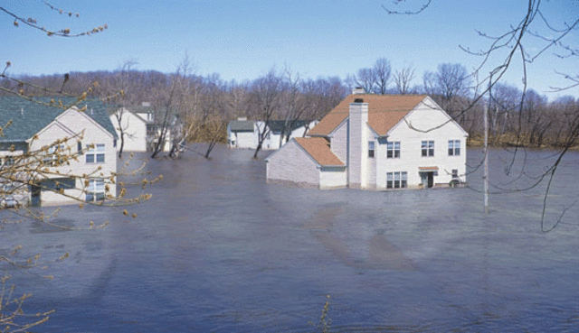 A major flood hits Montreal.