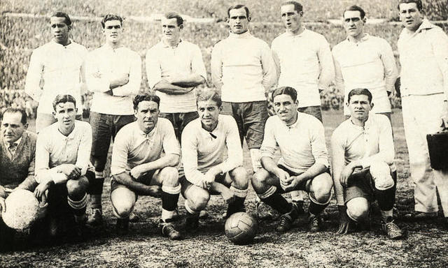 inauguración mundial de futbol - Uruguay