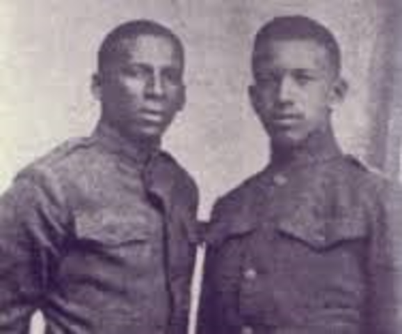 Free Africans accompony Juan Ponce De Leon