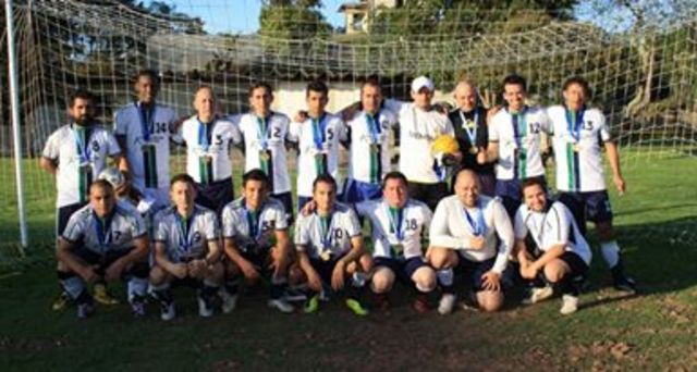 -	Campeón de Futbol en el torneo de administrativos OUN 2012 con la Fundación Universitaria del Área Andina