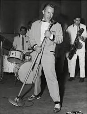 Johnny O'Keefe's exposure to Rock 'n' Roll