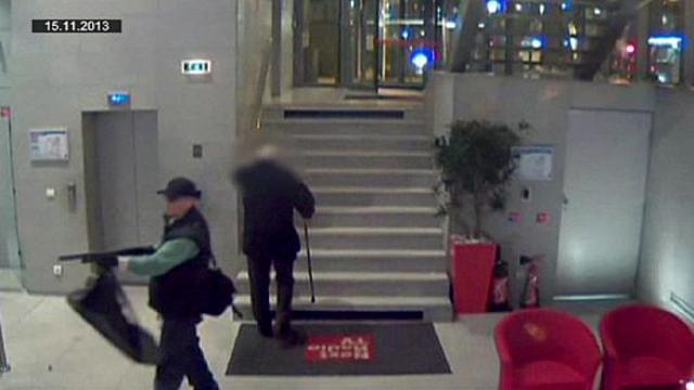 Manhunt for Paris shooter enters third day