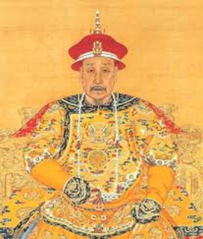 Qianlong Comes into power