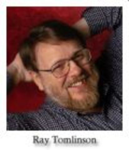 Рэй Томлисон(Ray Tomlison), программист из компьютерной фирмы Bolt Beranek and Newman, разрабатывает систему электронной почты и предлагает использовать значок @ ("собака").