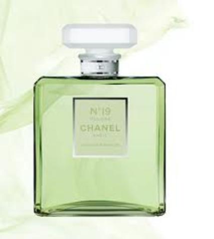 Launch of Chanel N 19,the'19'stands for coco's birthday.