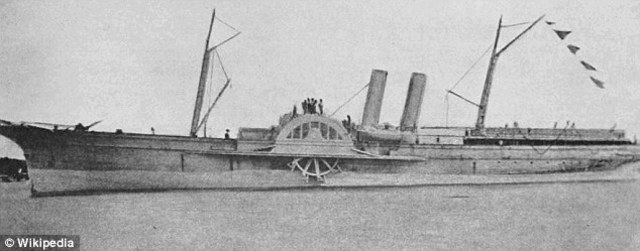 President Lincoln orders a blockade on the Confederate States