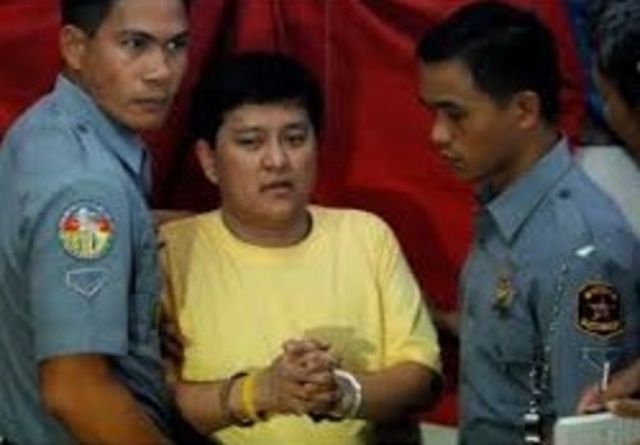 Andal Ampatuan Jr. surrenders
