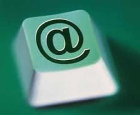 se populariza el correo electronico