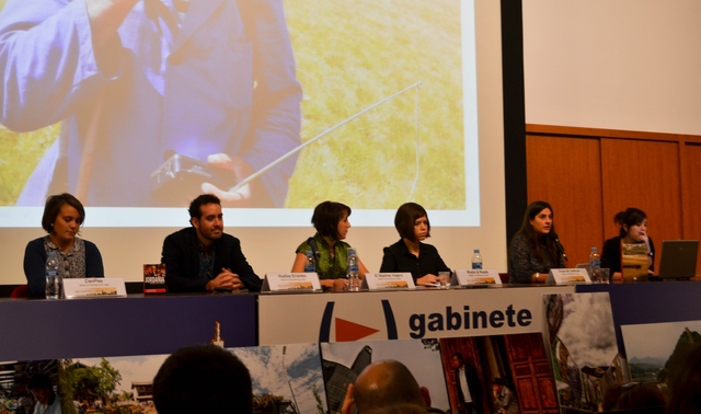 11:30-12:30 horas. Presentación de proyectos: “5 viajes, 5 proyectos: Reinventando los viajes”.