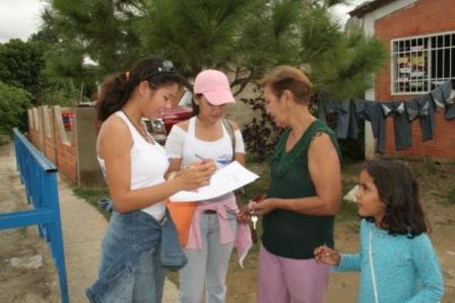 Salcedo, el servicio competente y el respeto a las decisiones de los usuarios.