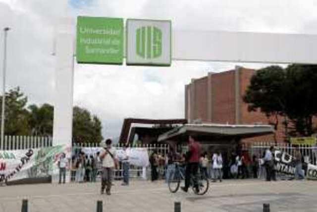 Se fundó la Escuela del Servicio Social De la Universidad Femenina De Santander
