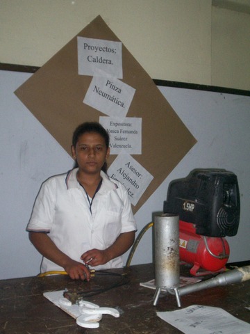 Contacto. Mónica Fernanda Suárez Valenzuela