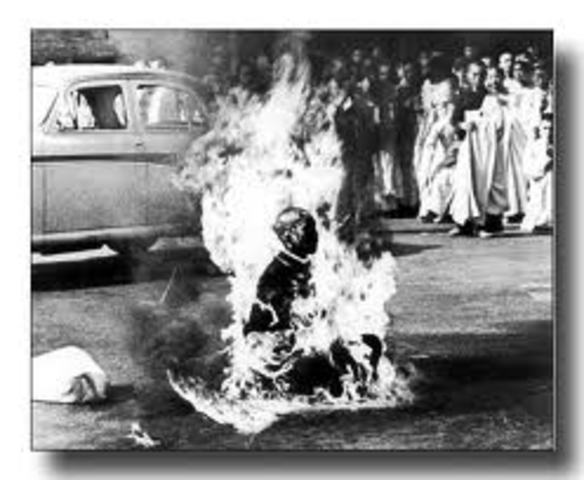 Protest by South Vietnamese peoples against Diem