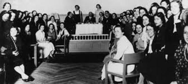 proyecto de lye para mujeres