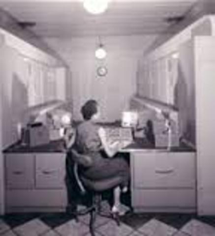 Ferranti Mark 1 - First Generation