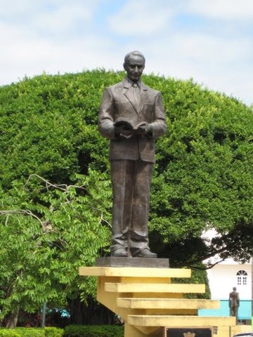 Patron o Patrona del pueblo, mencionando el dato historico