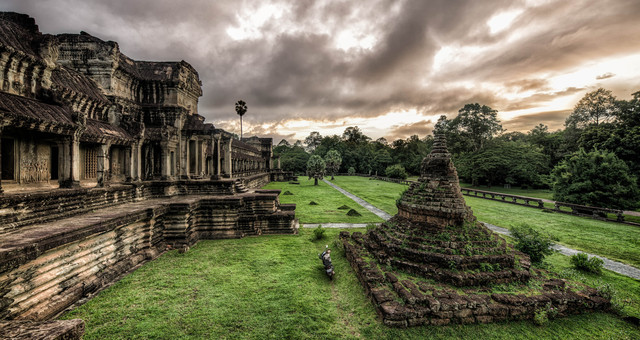Abandoning of Angkor Wat