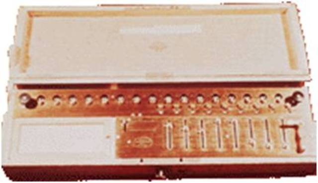 Чарльз Ксавьер Томас