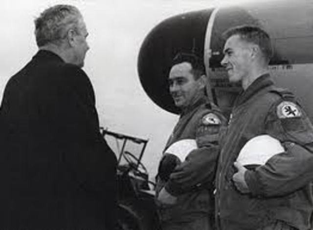 Diefenbaker, Bomarc missiles and nuclear warheads in Canada