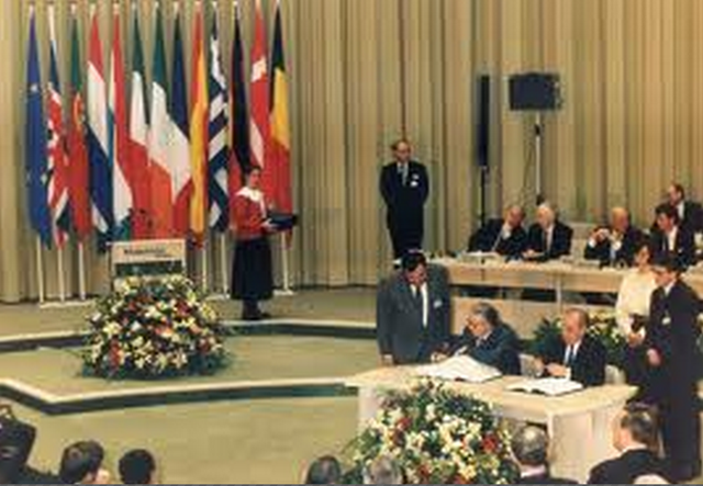 MODIFICACIÓN DEL TRATADO DE MAASTRICHT