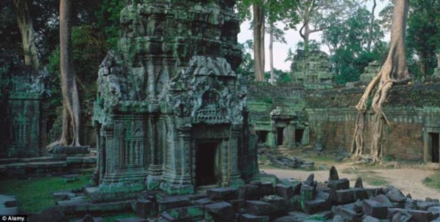Khmers abandon Angkor.