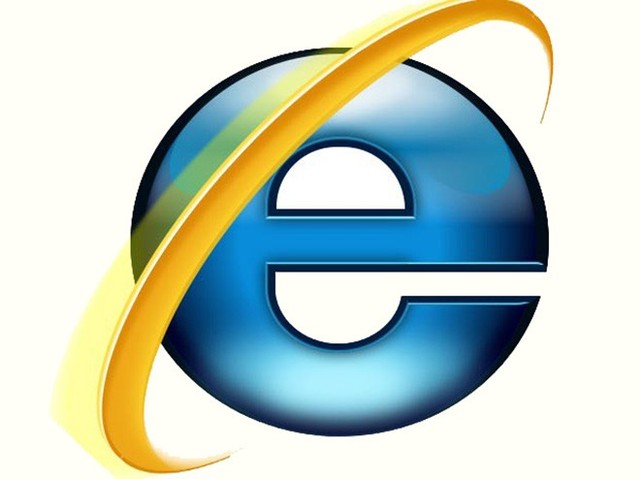 2003 nos enseñan a utilizar la internet