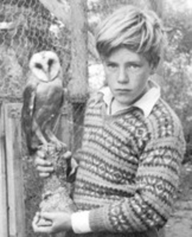 Gerald Durrell reflects on the impacts of tourism in a Sunday Times article