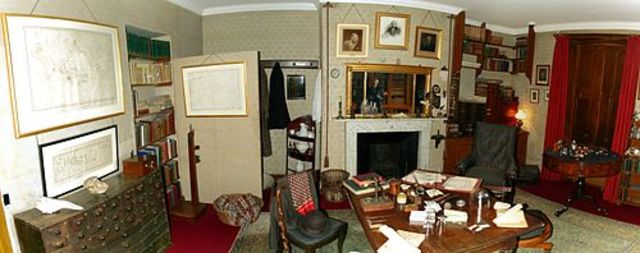 Darwin moved to Dawne. remained their until his death.