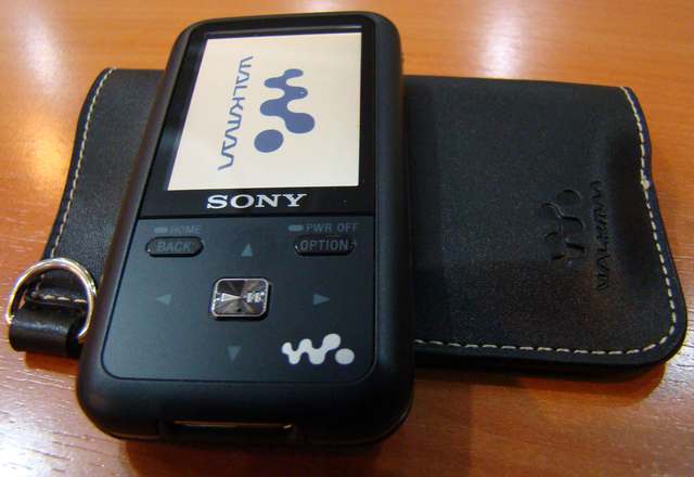 Le walkman ( l'homme qui marche )