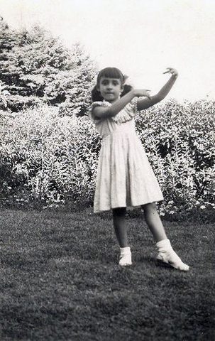 Frequenta o Colégio Sagrado Coração de Maria