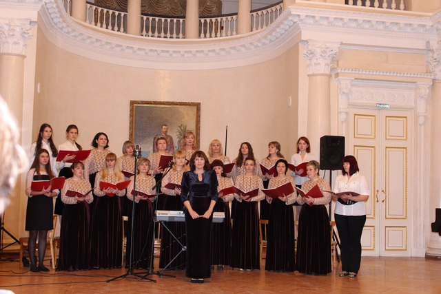 Выступление хора "Глория"