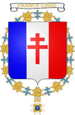 French President Charles de Gaulle vetoes British membership