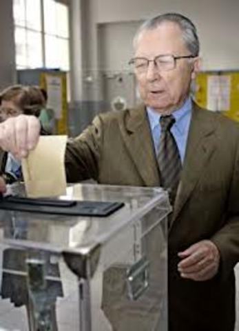 Jacques Delors becomes president of the European Commission
