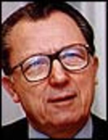 Jacques Delors becomes president of the European Commission